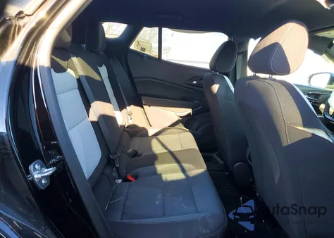 2025 Chevrolet Trax 1Rs z USA, uszkodzony, nr VIN KL77LGEP3SC071289